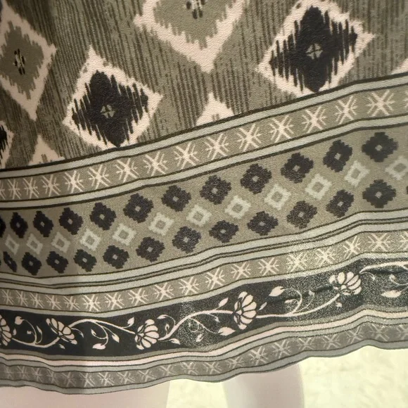 Green Patterned Women's Jacket - Picture 5 of 5